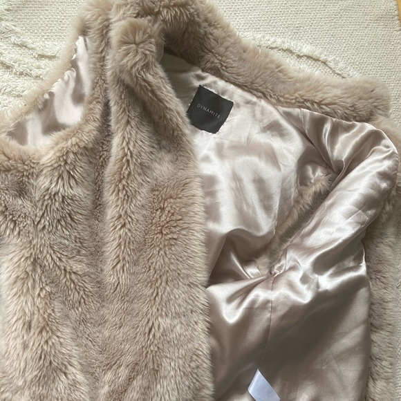 Beige Dynamite Faux Fur Vest Size M - Picture 6 of 7